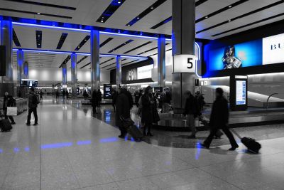 Ecosostenibilità negli aeroporti: una direzione “green” per viaggi più sicuri