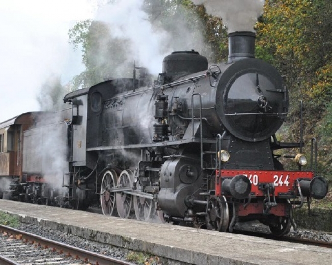 Con il treno... a vapore dalla Spezia a Castelnuovo Garfagnana: atmosfere d&#039;altri tempi e sapori della tradizione