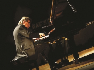 Il celebre pianista Turini chiude il XXIV Festival pianistico &quot;Città di Sarzana&quot; 2018