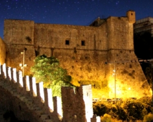 Notti al Castello: due appuntamenti con libri e storia