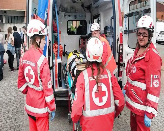 Croce Rossa a Le Terrazze per la giornata dedicata a soccorso marittimo e prevenzione dei colpi di calore