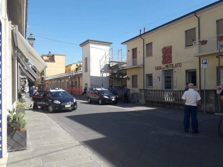 Tentata rapina in via Landinelli, intervengono i carabinieri