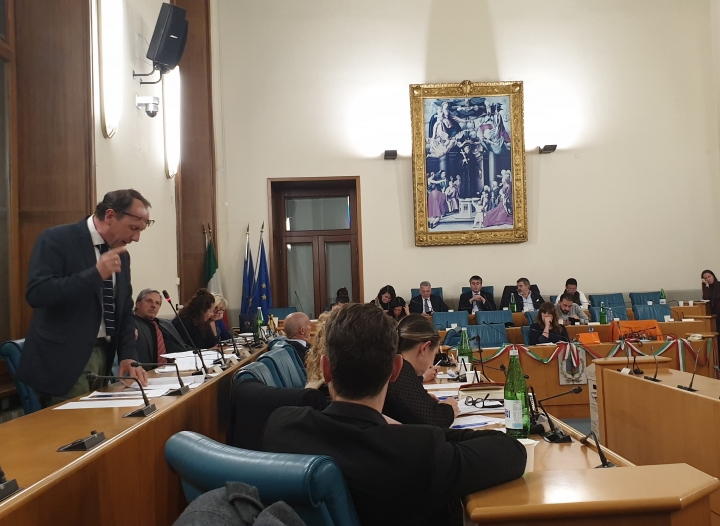 E’ scontro in consiglio comunale sul DDL Pillon, Lombardi: “E’ un abominio giuridico!”