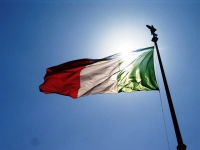 Il Comune della Spezia omaggia il tricolore