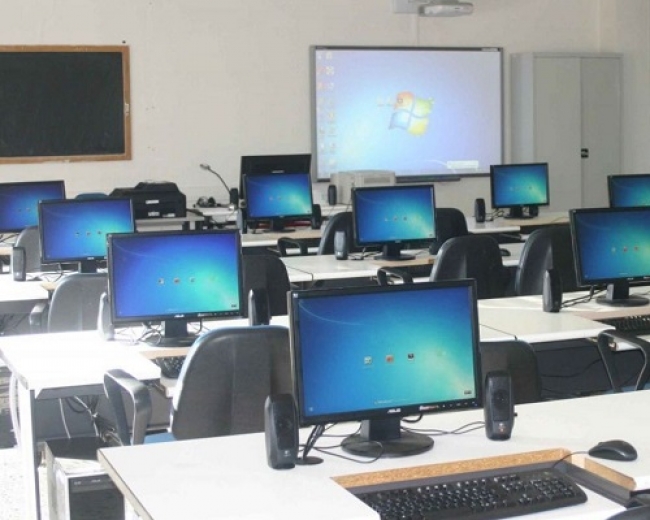 Levanto, il Comune investe 19 mila euro in attrezzature informatiche per le scuole