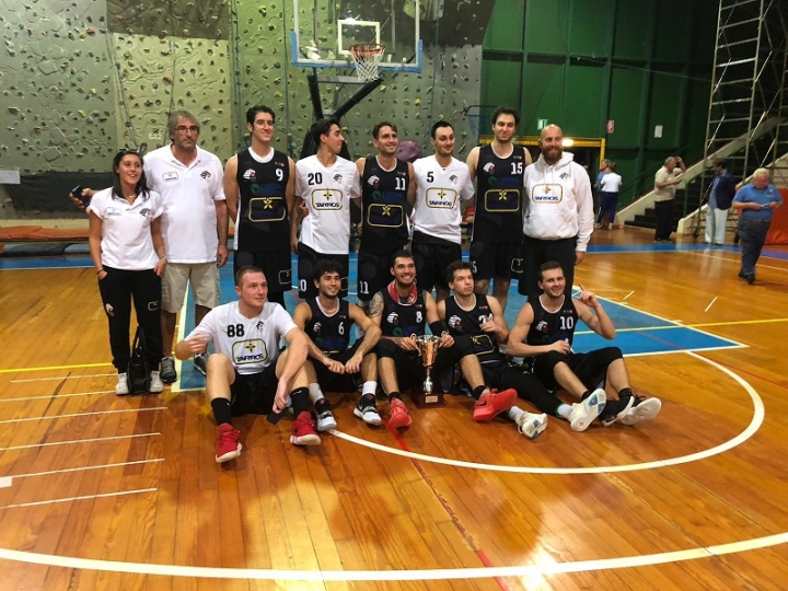 Basket, lo Spezia Tarros bissa il successo in Supercoppa Liguria