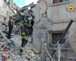 Aeronautica Militare e Marina Militare insieme per i bambini del centro Italia colpiti dal terremoto