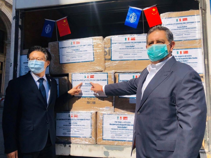 La Regione riceve 50 mila mascherine in omaggio dalla Cina