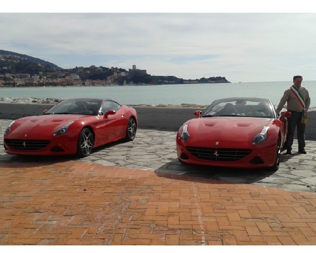 La Ferrari sceglie San Terenzo per presentare alla stampa il suo nuovo gioiello, la California T (foto)