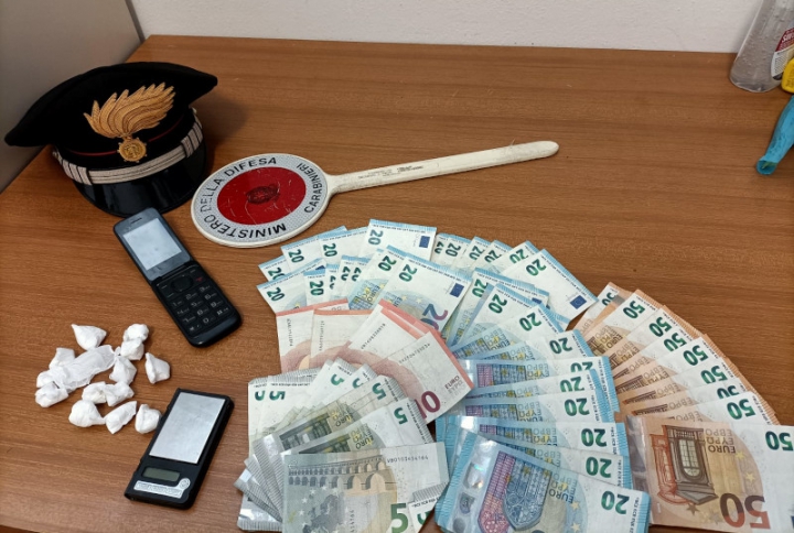 13 grammi di cocaina a 1300 euro in tasca, arrestato 24enne