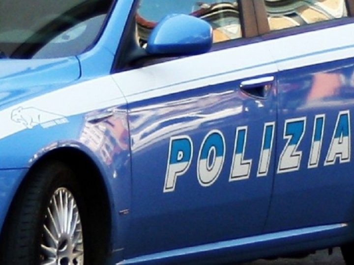 Arrestato noto pregiudicato, intercettato dalla Polizia in viale San Bartolomeo