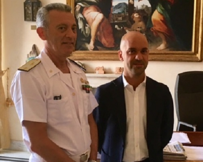 Il Comandante del Porto di Genova Ammiraglio Giovanni Pettorino ricevuto dal Sindaco Cavarra: &quot;Fondamentale il lavoro della Guardia Costiera&quot;