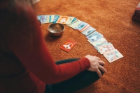 Giochi di carte: i benefici per il benessere mentale e per la memoria