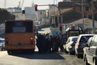 Autobus pieni all&#039;uscita degli operai da Fincantieri (foto di repertorio)