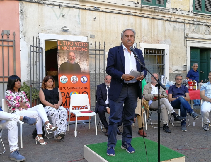 “Facciamo rivivere Sarzana”: Paolo Mione e Lorenzo Forcieri in piazza Calandrini