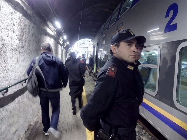 Operazione stazioni sicure: in Liguria denunciate 2 persone