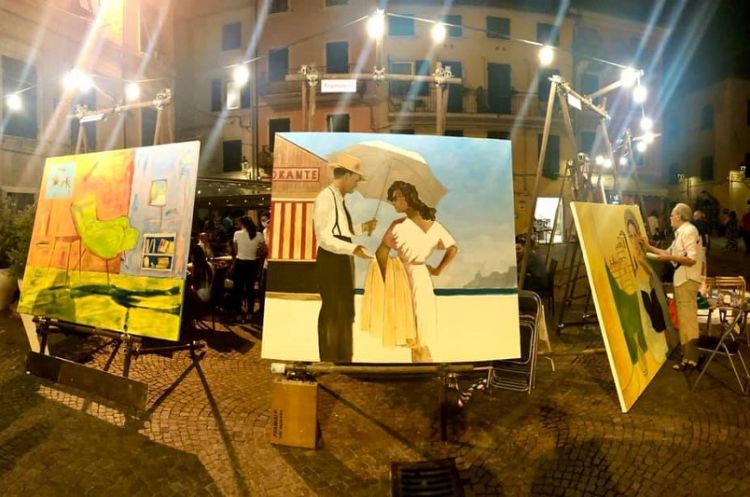 Sarzana, piazza Calandrini torna a essere laboratorio pittorico a cielo aperto