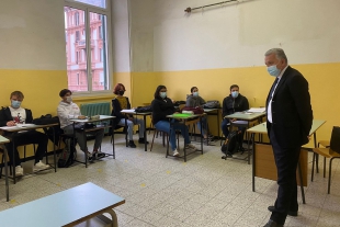 Peracchini in visita all’Istituto di istruzione superiore statale “Einaudi-Chiodo”
