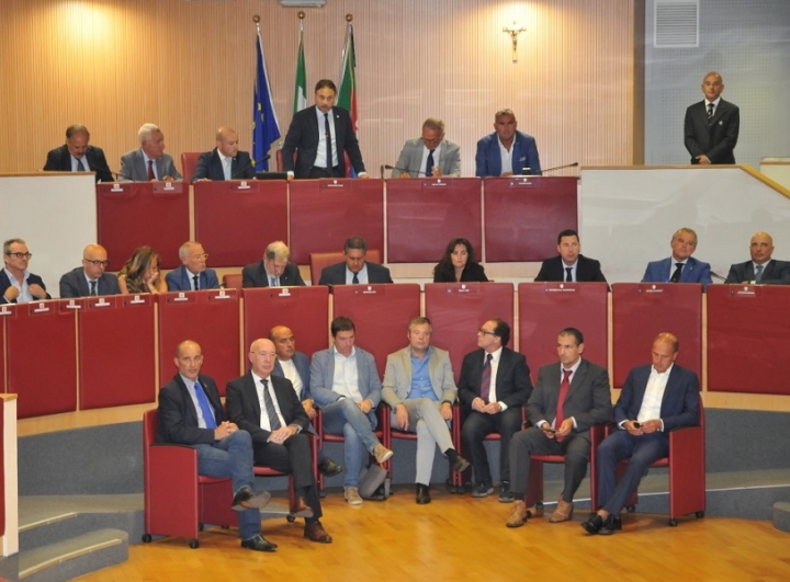 Consiglio Comunale e Consiglio Regionale chiedono una legge speciale per Genova