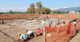 Luni, gli scavi portano alla luce due Domus romane