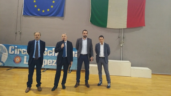 Il Sindaco Peracchini porta i saluti alla Gara interregionale della Federazione Italiana di Scherma