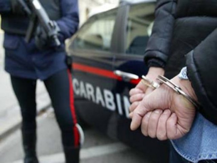 Colpisce carabiniere e si da alla fuga: inseguito ed arrestato spezzino 25enne