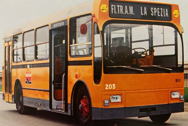 &quot;Nuova inaugurazione&quot; per un filobus spezzino del 1950 completamente restaurato