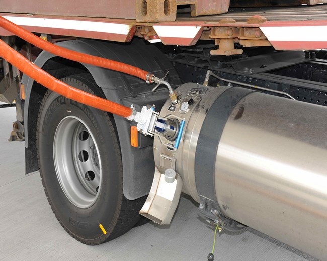 Contship: primi test Hannibal con camion alimentato a Gas Naturale Liquido