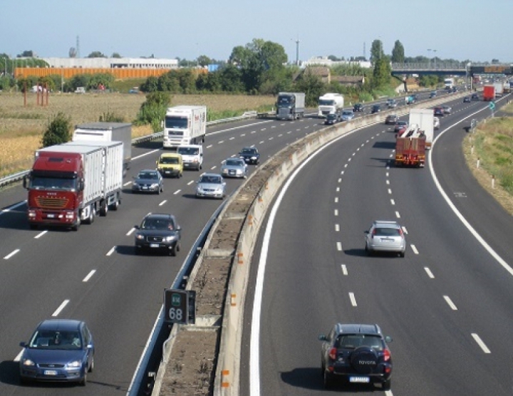 Approvata la legge per la tutela dei lavoratori occupati sulle autostrade