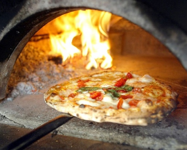 Aperte le iscrizioni ai corsi di barman e pizzaiolo organizzati da Confcommercio La Spezia