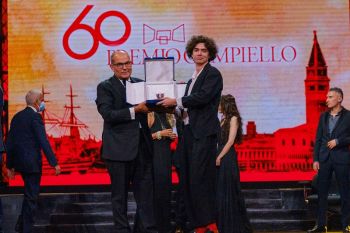 Sarzana rende omaggio a Bernardo Zannoni, vincitore del Premio Campiello