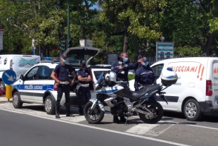 Incidenti e velocità eccessive su Viale Italia: la Polizia Locale avvia i controlli con telelaser
