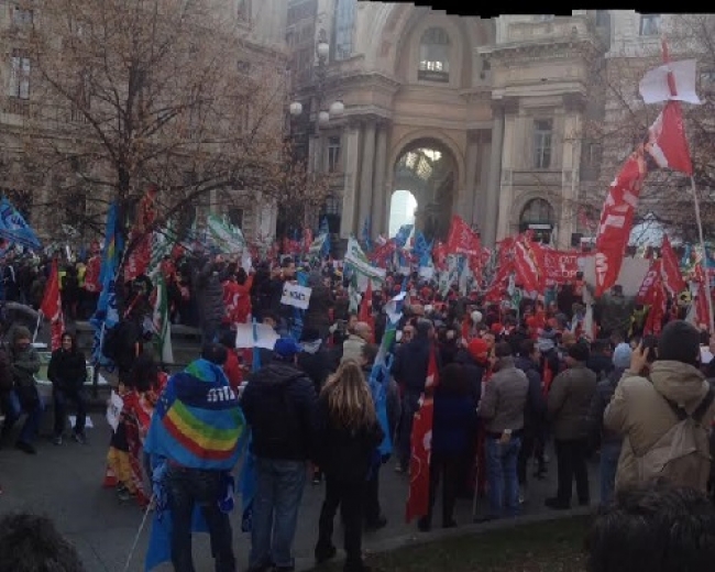 Sciopero commercio, buona l&#039;adesione alla Spezia. Grande manifestazione a Milano