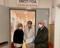 La LILT dona mascherine al reparto di oncologia della Spezia