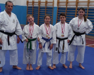 Karate, grande successo ai campionati regionali per la C.S.K.S di Castelnuovo