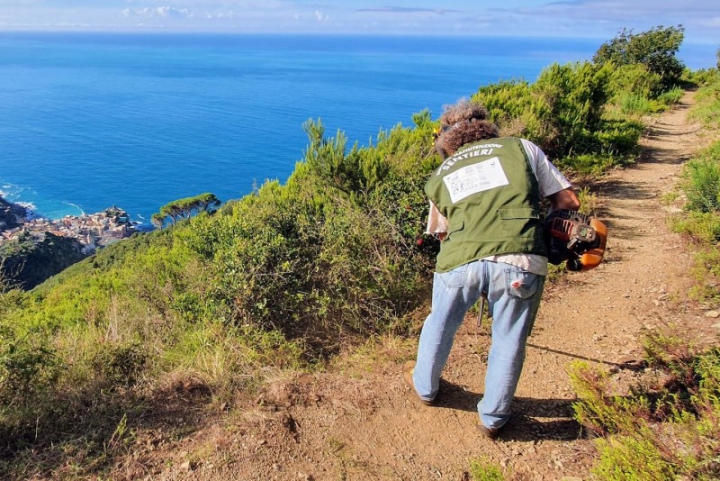 Manutenzione dei sentieri, il Parco delle Cinque Terre avvia il secondo corso di formazione