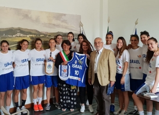 La Nazionale femminile di basket di Israele ricevuta a Palazzo Civico