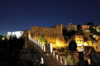 Notti al Castello: Elastic Trio, musiche dal repertorio etnico dell’area mediterranea