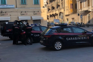 I Carabinieri in piazza Garibaldi alla Spezia