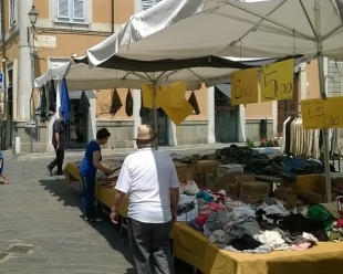 Giovedì 21 luglio soppresso il mercatino settimanale a Sarzana