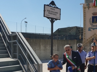 Intitolato a Don Giuliano Menicagli il ponte di collegamento tra la nuova Biblioteca “Beghi” e via Pertile