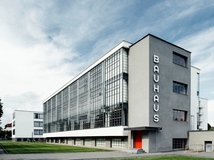 Al Liceo Cardarelli un incontro sul Bauhaus