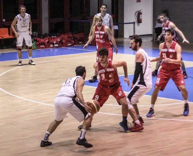 Basket Serie C Silver: i play-off mettono la Tarros di fronte a Chiavari