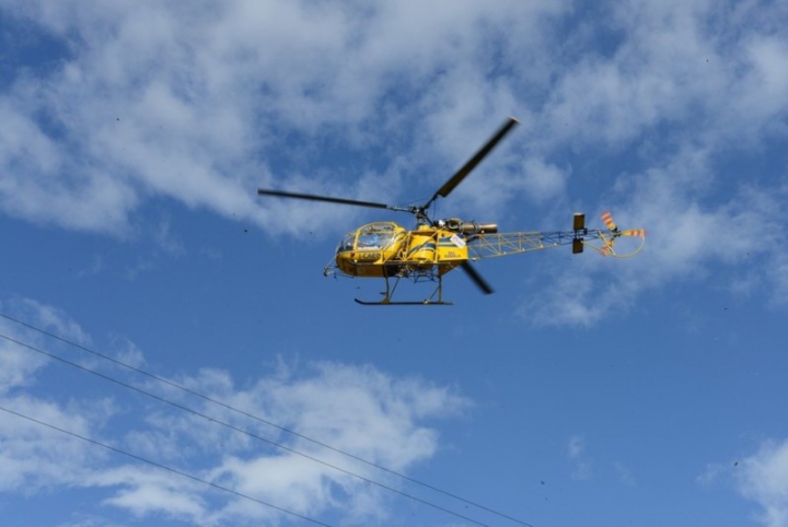 Elicottero a bassa quota, inizia il controllo delle linee elettriche della provincia