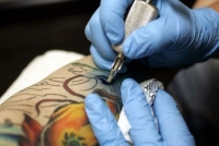 Corso tatuaggio, piercing e trucco permanente