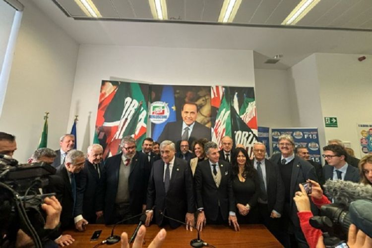 Angelo Vaccarezza torna in Forza Italia